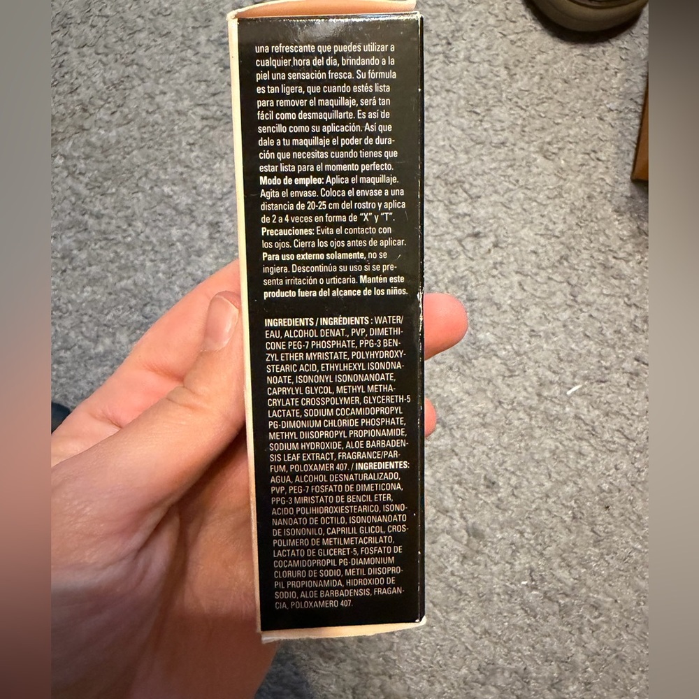 Mary Kay Makeup Finishing Spray - Picture 2 of 3